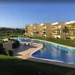 Apartamento Spacieux Logis Des Fees De La Marina En Rez-de-chaussee De Chaussee Albufeira